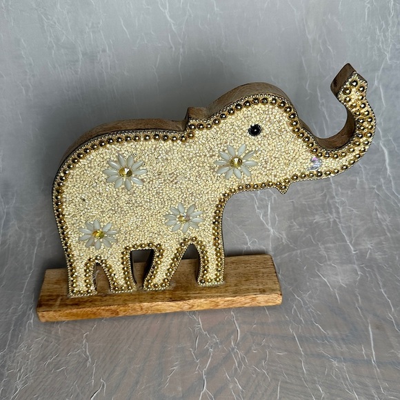 Home Decor Table Top Bead Embellished Wood Figurine Elephant Art Accent - Picture 12 of 16